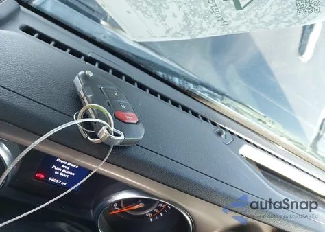 2020 Jeep Wrangler Unlimited Freedom 4X4 z USA, uszkodzony, nr VIN 1C4HJXDG9LW250435